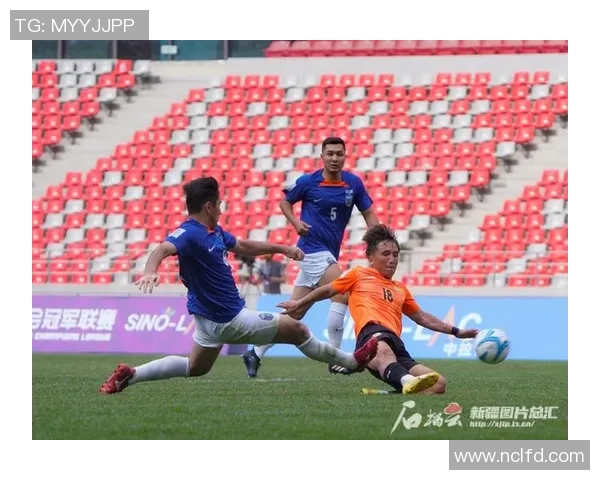 探索足球颠高球的技巧与训练方法提升球技的全面指南